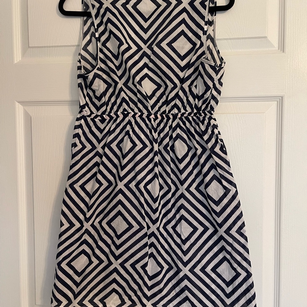 Geometric Patterned Sleeveless Dress bathing suit coverup blue and white Size L‎ - Picture 6 of 9